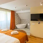 Landhouse - Adults Only Bed & Breakfast