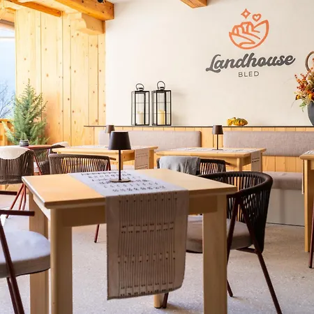 Landhouse Bled Panzió Selo pri Bledu