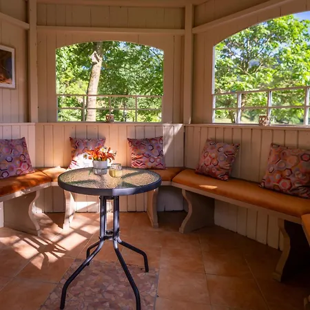 Couette-café Landhouse - Adults Only 4*